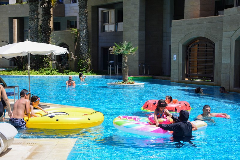 Lunch by the pool at Kempinski Summerland Hotel & Resort